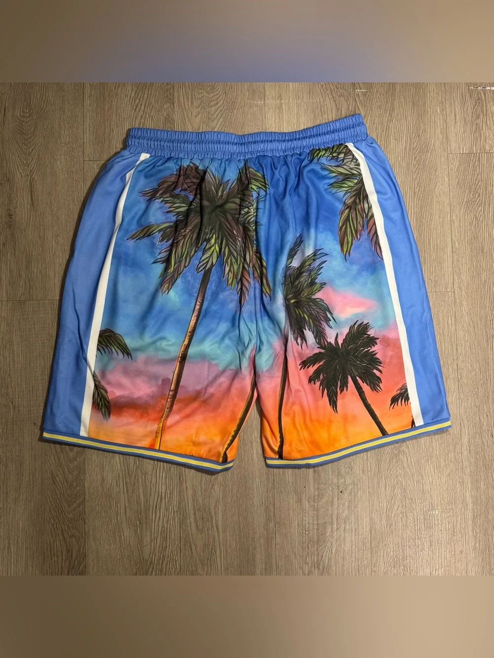New Unisex NBA & KidSuper Studios Fanatics Blue Miami Heat Hometown Shorts L, XL